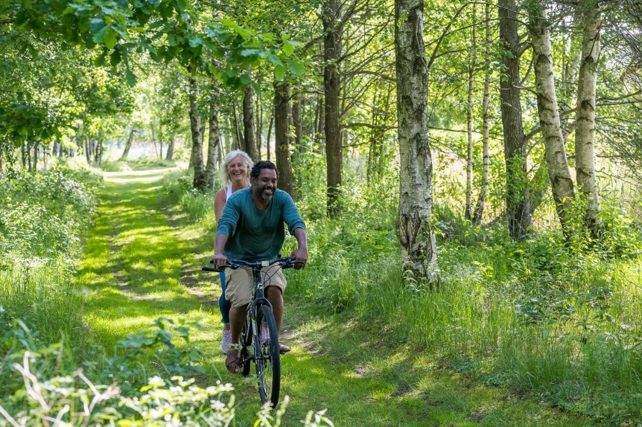 Hotel Sju Sjoar Hyltenäs Zewnętrze zdjęcie